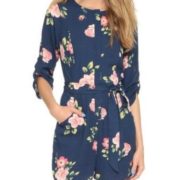 Cupcakes and Cashmere Blue Floral Print Crew Neck Romper Women's 6 - Picture 7 of 7